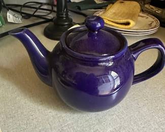 Old Amsterdam Porcelain Works Teapot