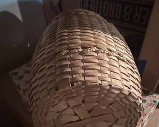 Vintage Adirondack Pack Basket third image