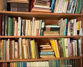 Collection of Assorted Books including Roger Tory Peterson