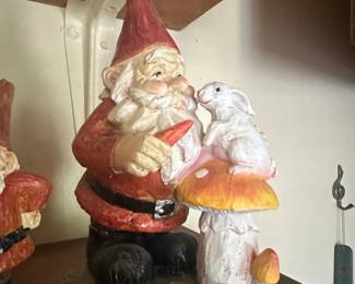Studio Polystone Garden Gnomes fourth image