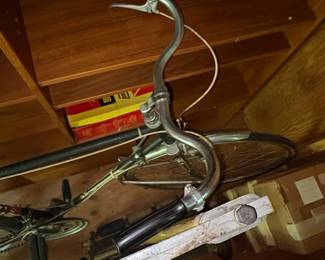 Vintage Roadmaster Bicycle third image