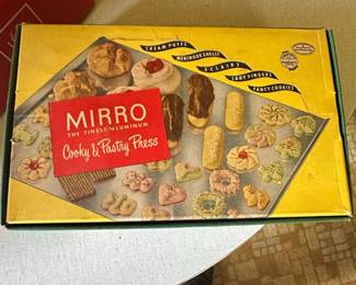 Mirro The Finest Aluminum Cooky  Pastry Press