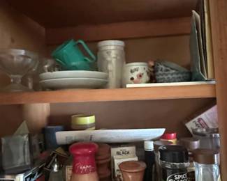 Assorted Glassware and Collectibles second image