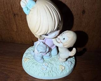 Precious Moments Furever Friends Figurine