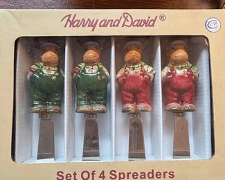 Harry and David Set of Moose Spreaders