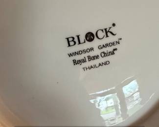 Block Windsor Garden Royal Bone China Dinnerware Set fourth image
