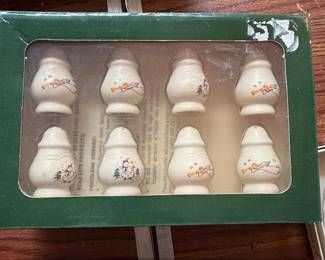 Pfaltzgraff Snow Village Individual Salt and Pepper Set