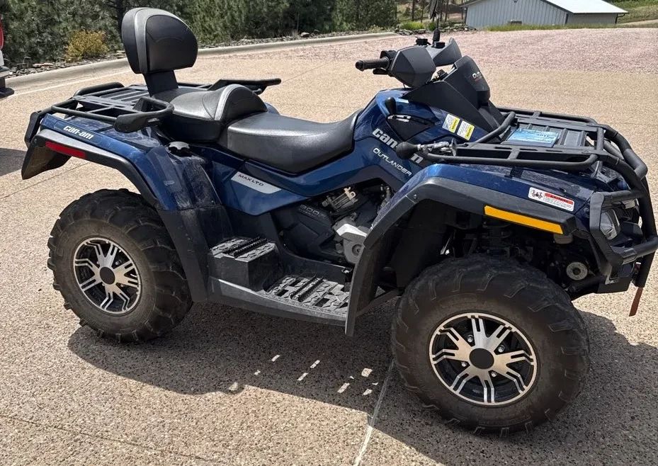 001 2011 CanAm Outlander MAX 800R LTD