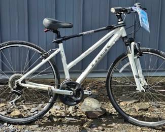 Trek Womens 7200 Bike