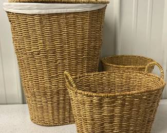 Wicker Hamper, Basket  Garbage Can
