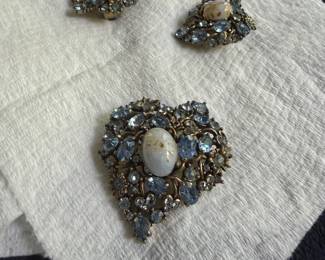 Vintage clip on earings with matching pendant