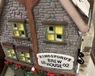 #190 Misc. - Mstr Dickens Village Set of 2 Houses - First Metropolitan Bank and Kingsford Brew House $ 30.00