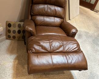#2 chair den tan leather recliner $ 275.00