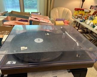 #201 elect mst vintage acostic research turn table $ 200.00