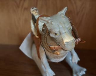 #172 toy den 1979 Star Wars Taun Taun with orginal Saddle $ 25.00