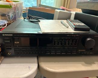 #199 elect mst Pioneer Receiver VSX3600 $ 75.00