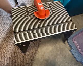 #121 Garage Router Table $ 20.00