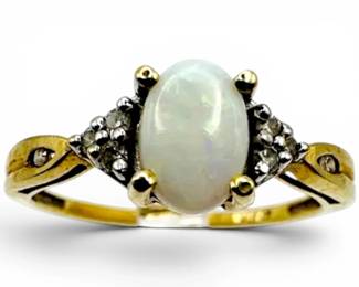 10k Gold Opal Diamond Ring, Size 6 1.7g