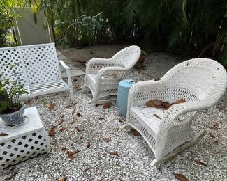 White wicker rockers