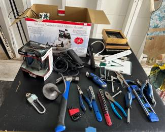 Hand & yard tools