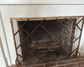 Fireplace screen