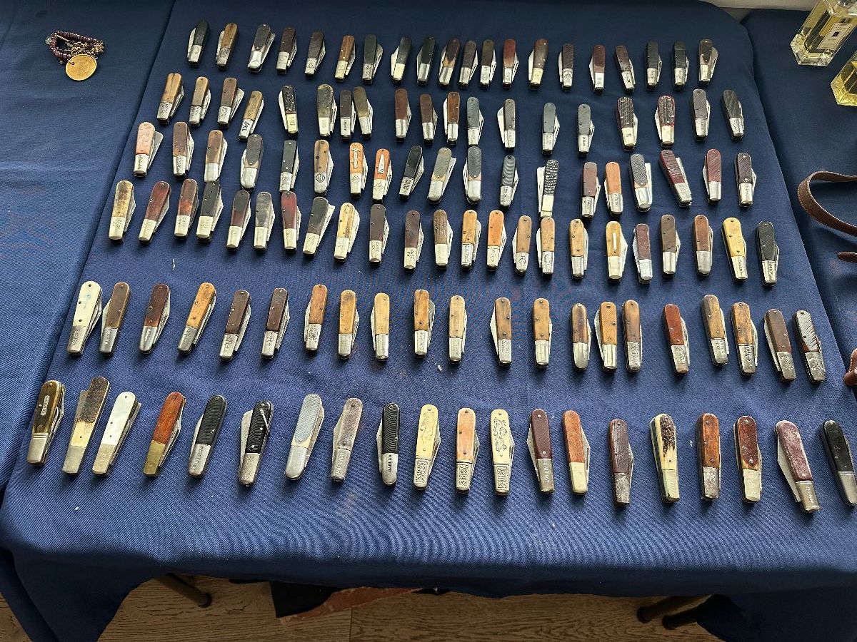 Pocket knives