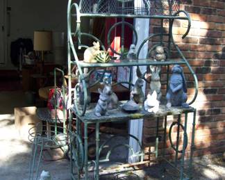 outdoor rack - lots of bunnies