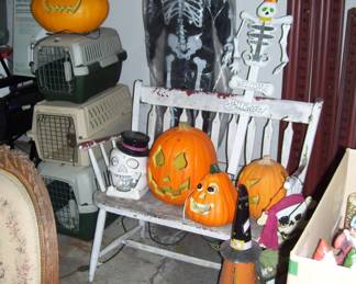 halloween goodies - vtg bench