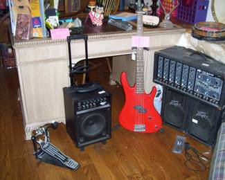 drum foot pedal -  vtg pyle pro pwma-30 audio system on wheels - washburn xb-100 bantam series electric guitar - vtg peavey xr-600b mixer amp - pr peavey 112dl 2 way passive pa speaker monitors - 