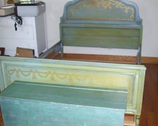 full size antique head/footboard with matching trunk