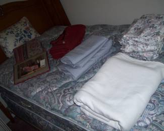 twin bedding