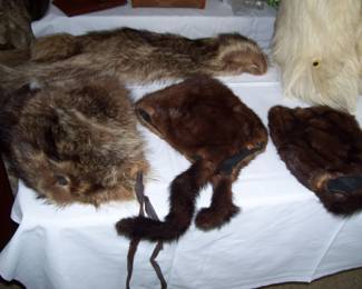 vtg adolfo fur hats