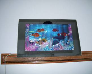 vtg moving aquarium  wall  art