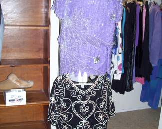 womens dress/cocktail clothes ranging from size large to xl to 2x to few 5x. many new