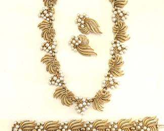 Vintage Crown Trifari Necklace Bracelet Earrings and many other lots of vintage costume jewelry.