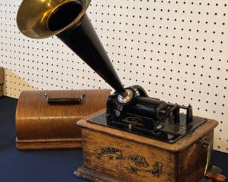 1907 Edison Standard Model B Cylinder Phonograph