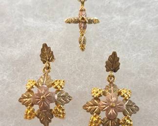 Vintage Black Hills Gold jewelry.