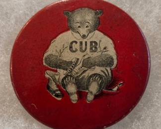 1910 Cub Baseball Shoe Polish Pin Back Button