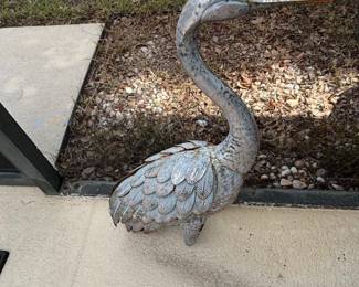 Metal Heron Garden Sculpture with Bronze Patina Finish