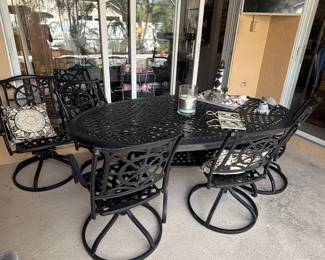 Cast Aluminum Outdoor Dining Set with Swivel Chairs