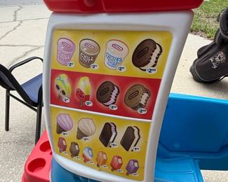 Little Tikes Ice Cream Truck Cozy Coupe second image