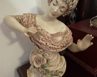 Capodimonte Porcelain Figurine  Lady with Roses