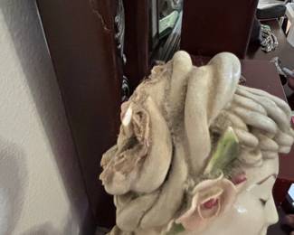 Capodimonte Porcelain Figurine  Lady with Roses third image
