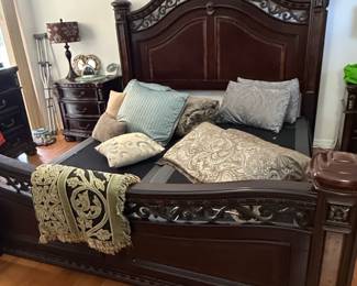 Steve Silver Monte Carlo Dark Brown King Poster Bed