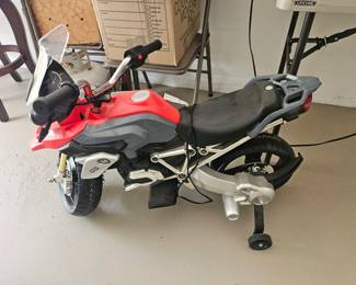 Needs new battery sold as is $30
