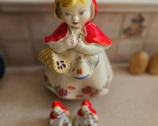 1940s hull pottery Little Red Riding Hood cookie jar very good shape. $100 