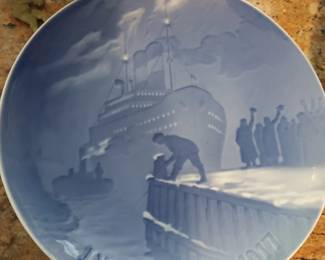 Titanic Plate