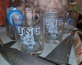 UNC Tar HEels Glasses