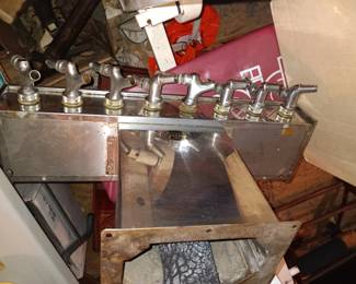 8 Beer Tap Tower by Perlick