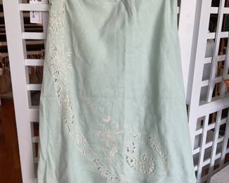 Ann Taylor linen eyelet knee-length pastel green skirt